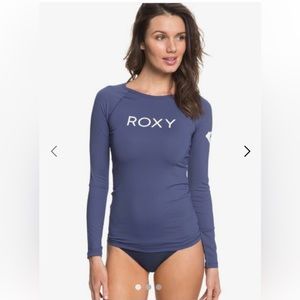 NWT - Roxy long sleeve rash guard